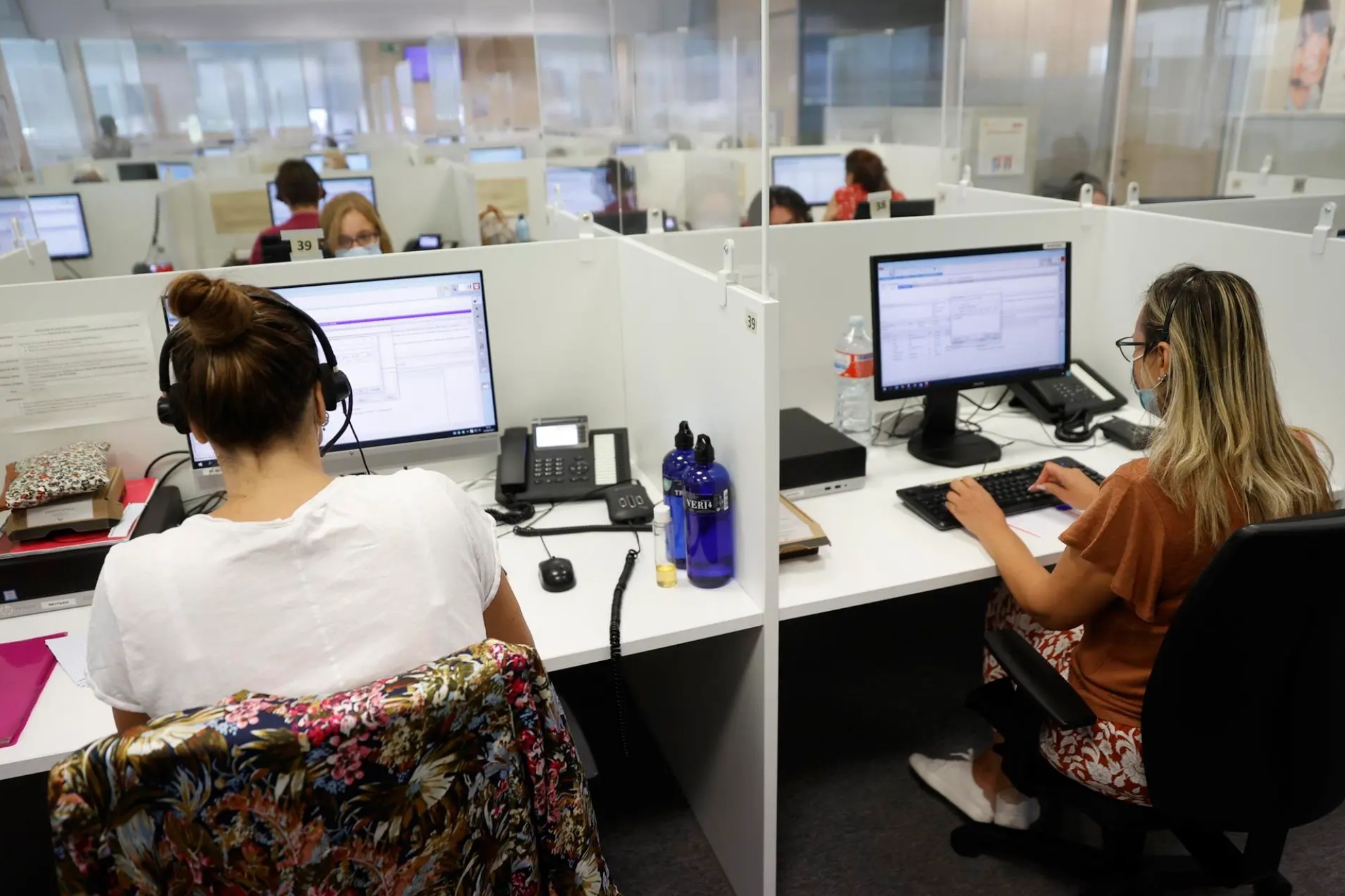La teleasistencia se convierte en derecho universal y la Dependencia recortará los plazos de resolución a la mitad EFE