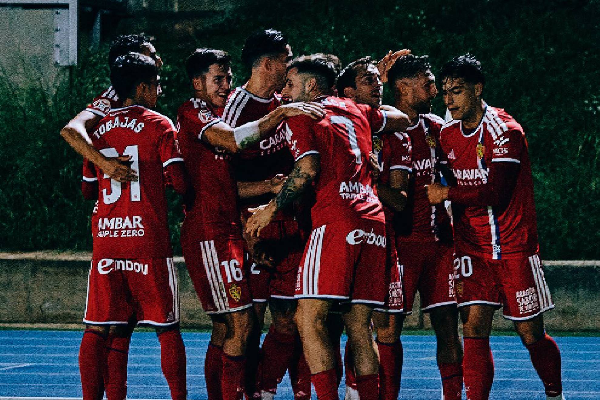 El Zaragoza celebra una victoria de mucho mérito en Can Dragó
