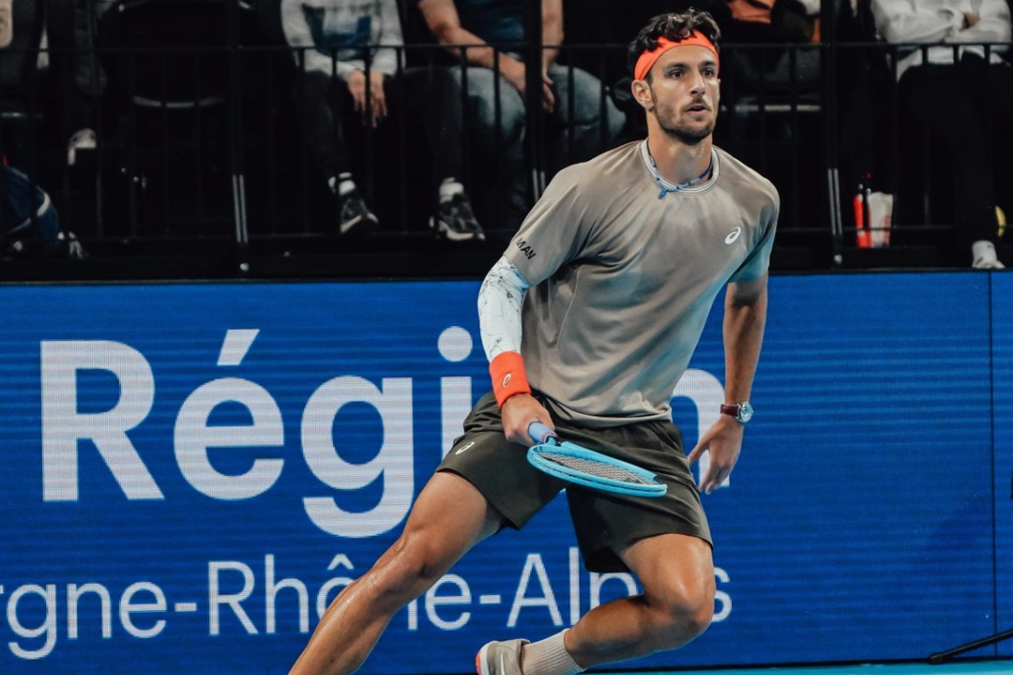 Musetti sobre la pista de Lyon. ATP Tour