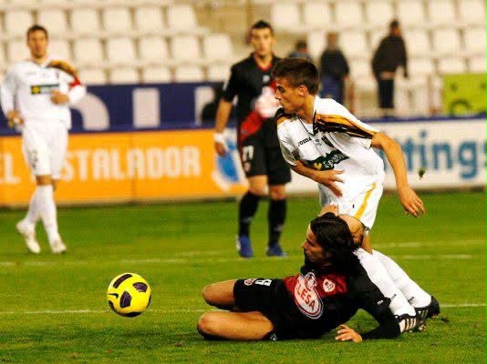 Su debut con el Albacete en Segunda ante el Rayo.