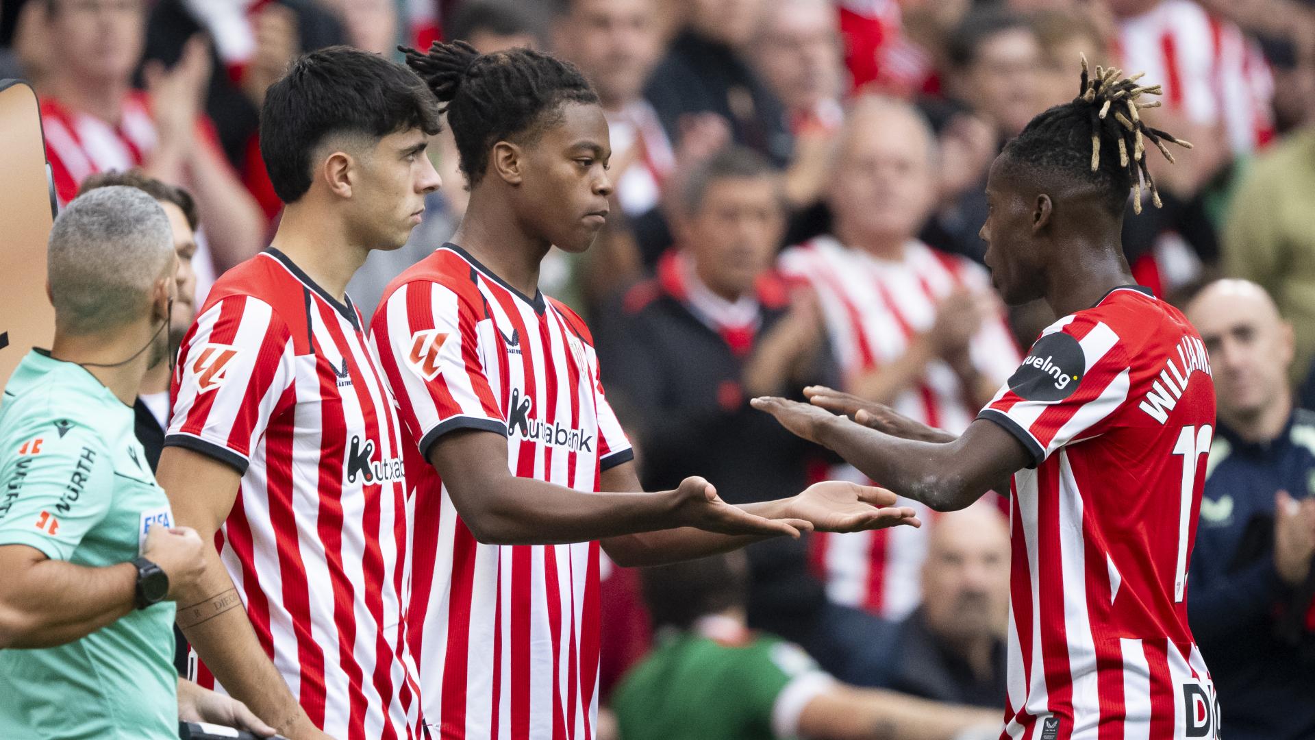 Nico fue titular y Terzic le sustituyó por el debutante Imga.