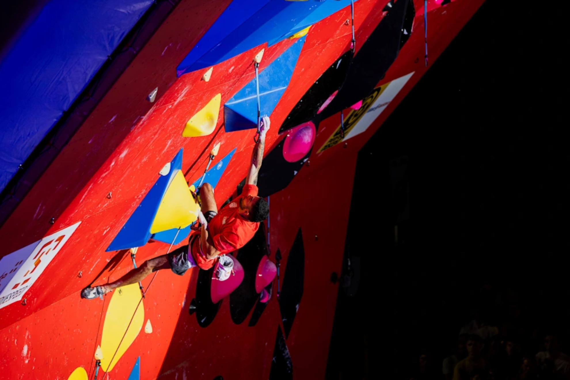 Alberto Ginés World Climbing