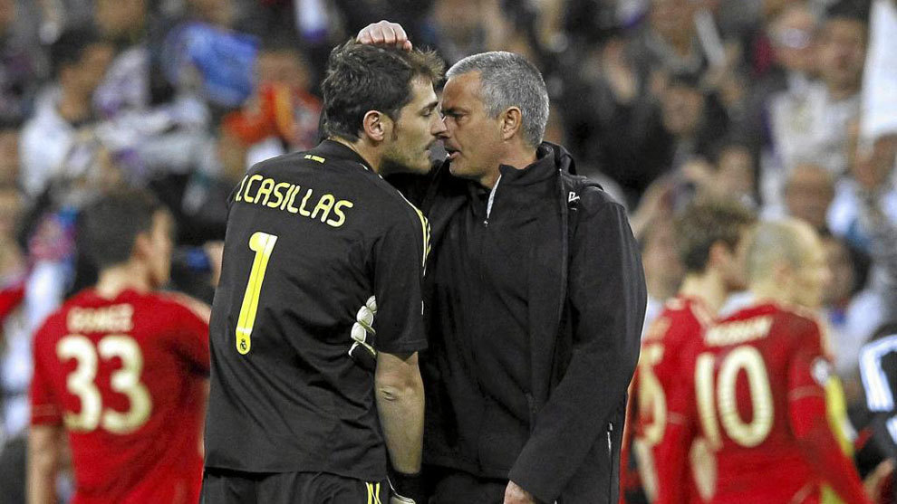 Iker Casillas bendice a Mourinho tras el Clásico después de su "matrimonio con Mou que terminó mal" RAFA CASAL