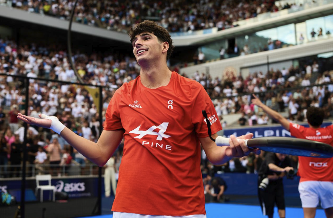 Arturo Coello en la final de París. Premier Padel