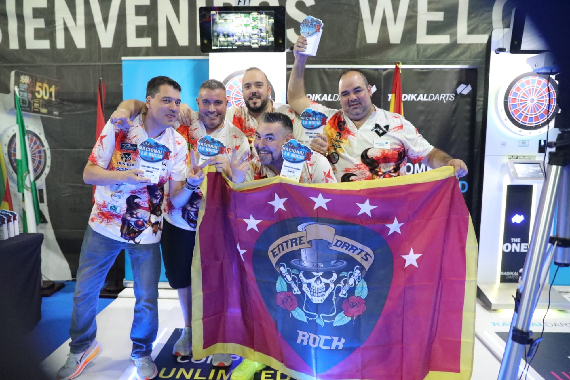 Los Llorones celebran la victoria por equipos en el Nacional ANAfotos.net