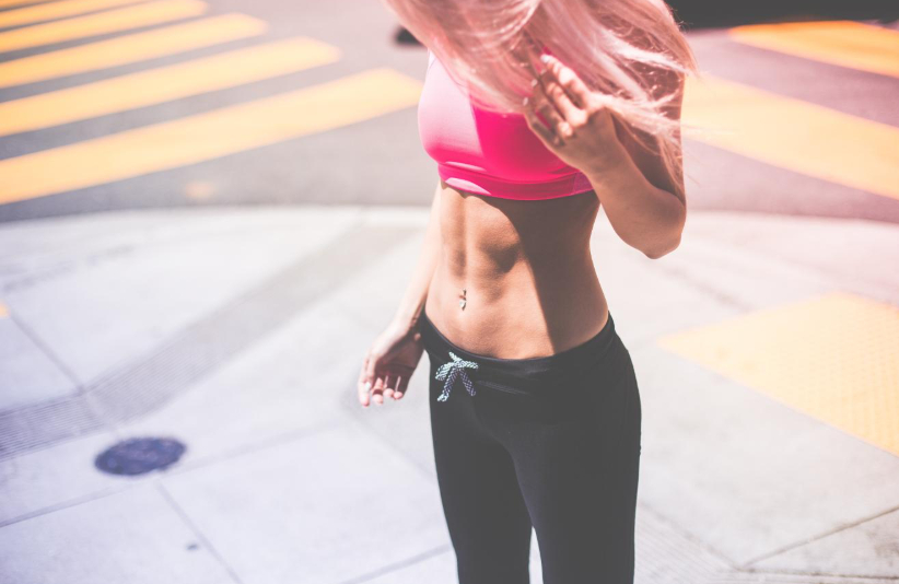 Entrenar el abdomen es necesario en las mujeres