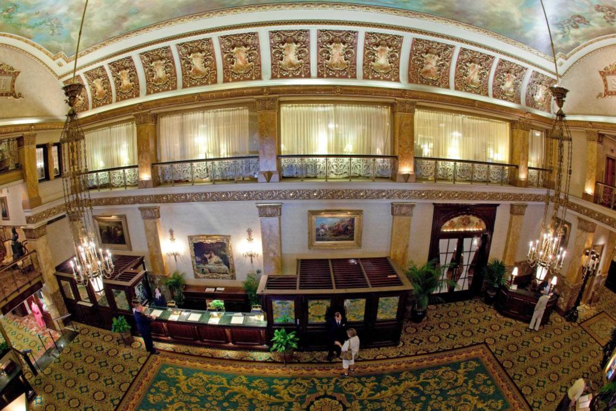 El hall del hotel Pfister en Milwaukee