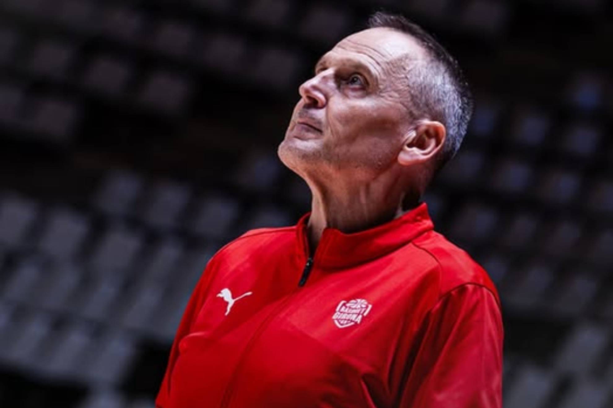 El mensaje de Roberto Iñiguez a los "resentidos" de Twitter: "Nos importa un pepino lo que penséis" @unigirona