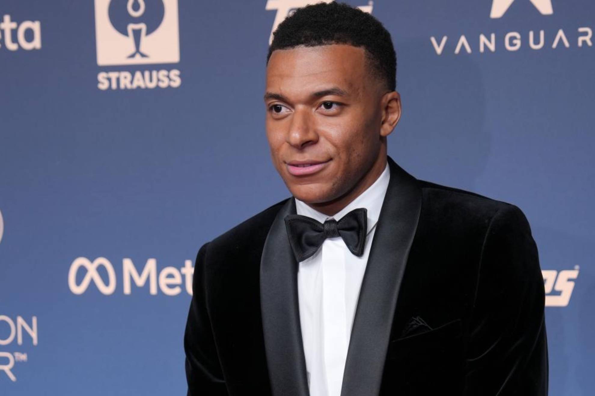 Kylian Mbappé, en la gala del Balón de Oro de ayer celebrada en Londres. AP