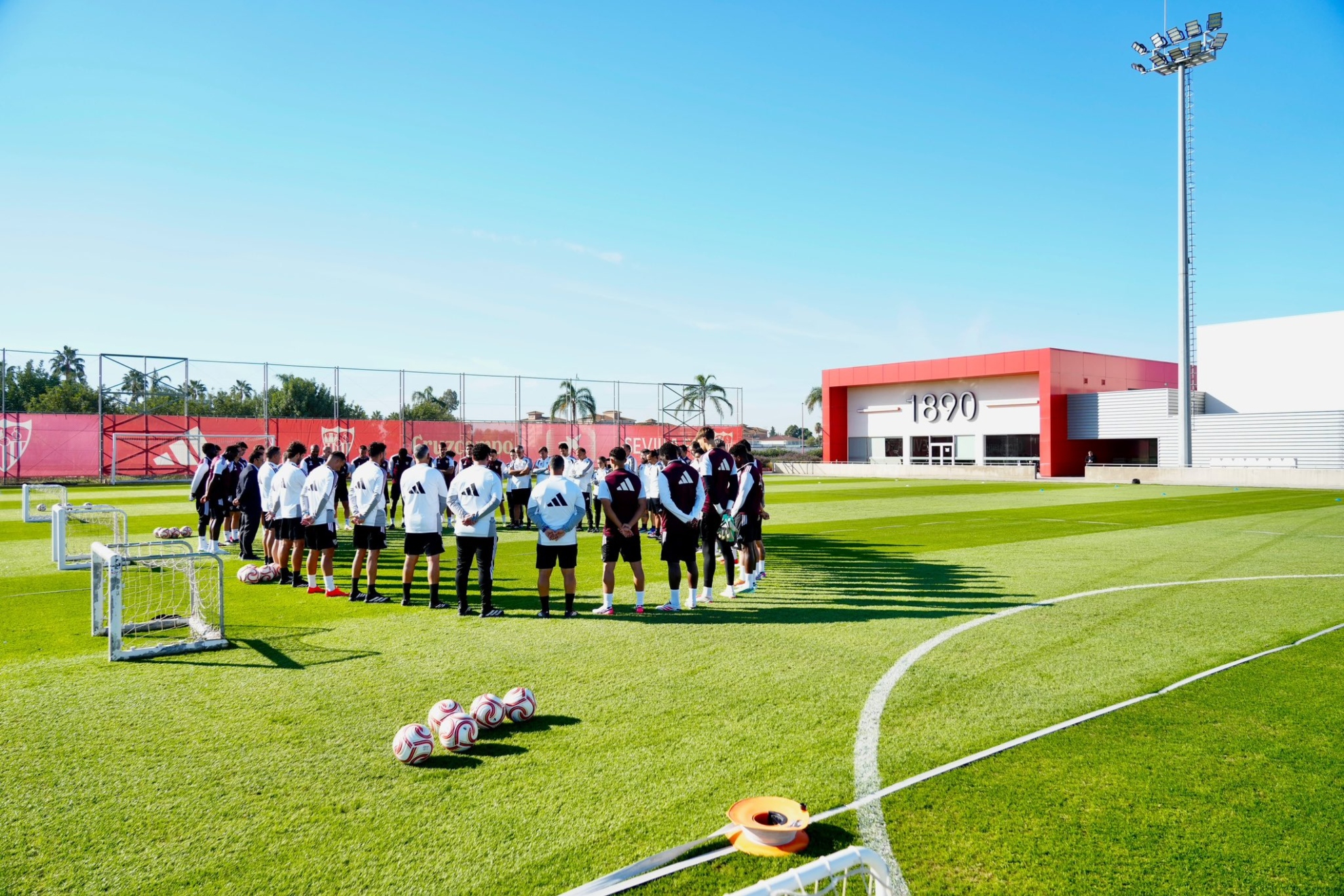 La imagen del entrenamiento del Sevilla. Sevilla FC