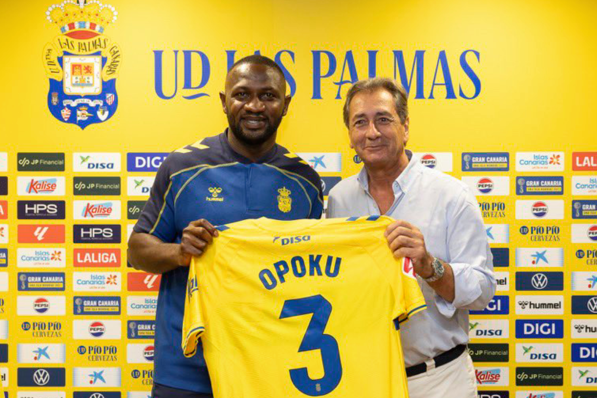 Opoku, en su presentación con la UD.